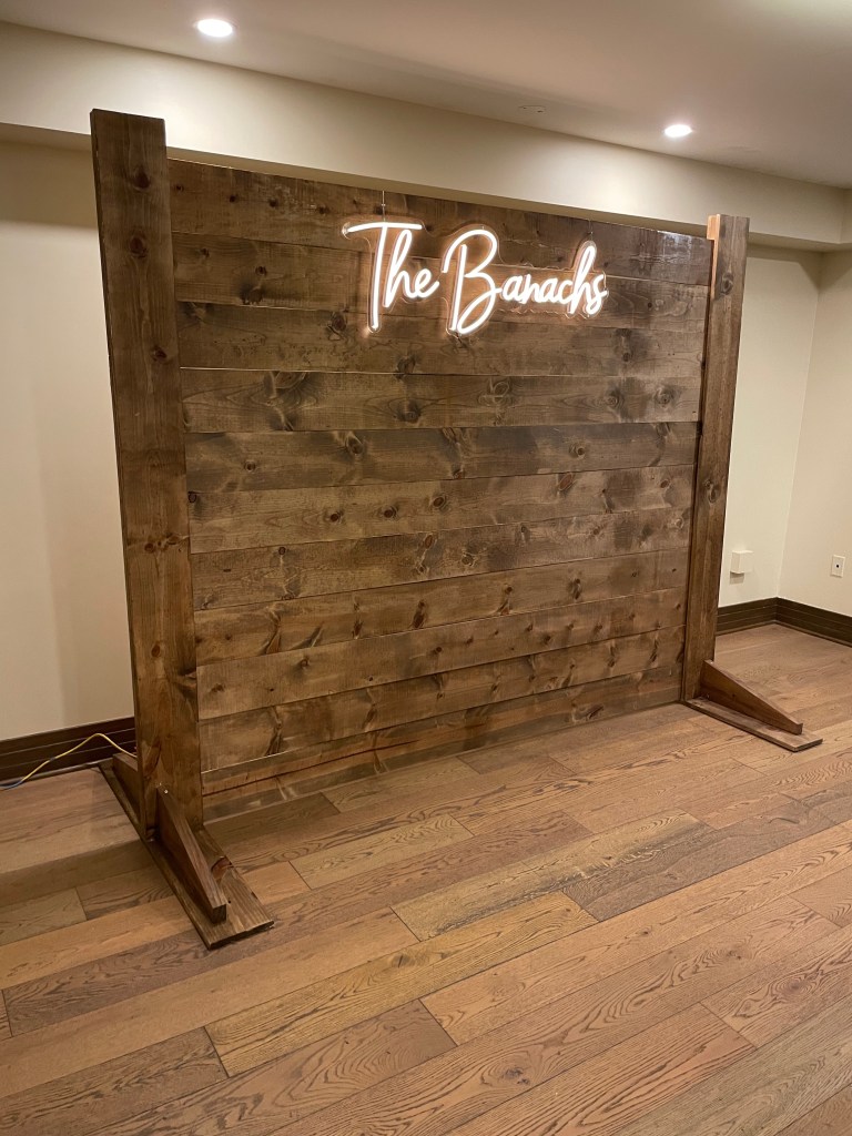 Image of wooden picture backdrop